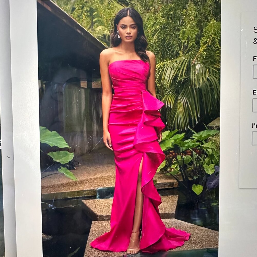 NWT Strapless Fuschia Tafetta w/ Sweep Train & Thigh-High Side Ruffle Prom Dress